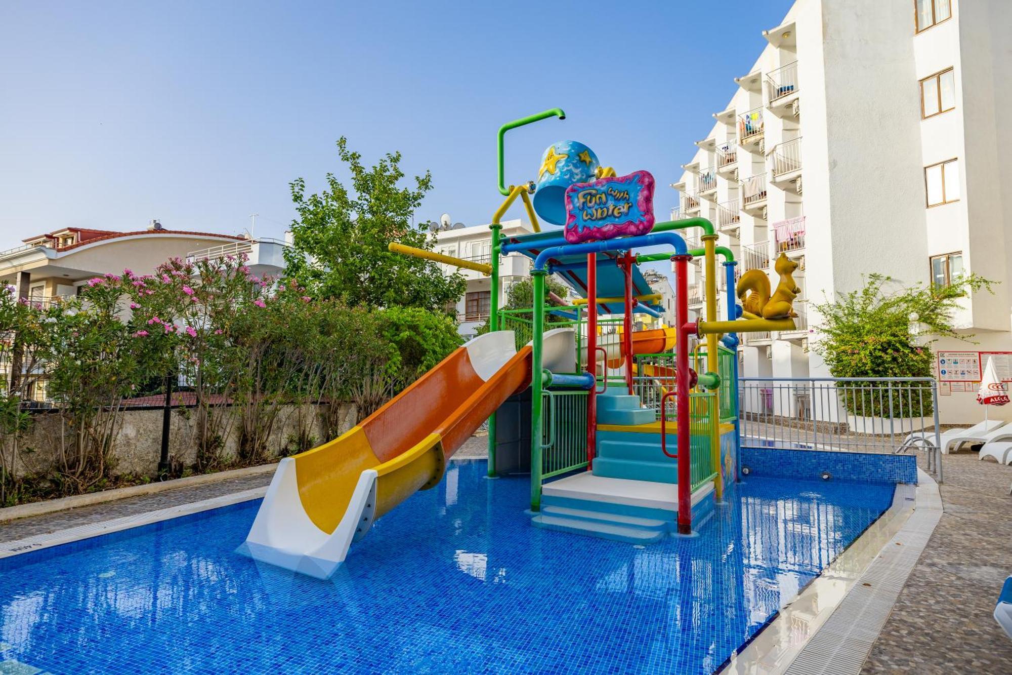 Isla Panorama Hotel มาร์มาริส ภายนอก รูปภาพ
